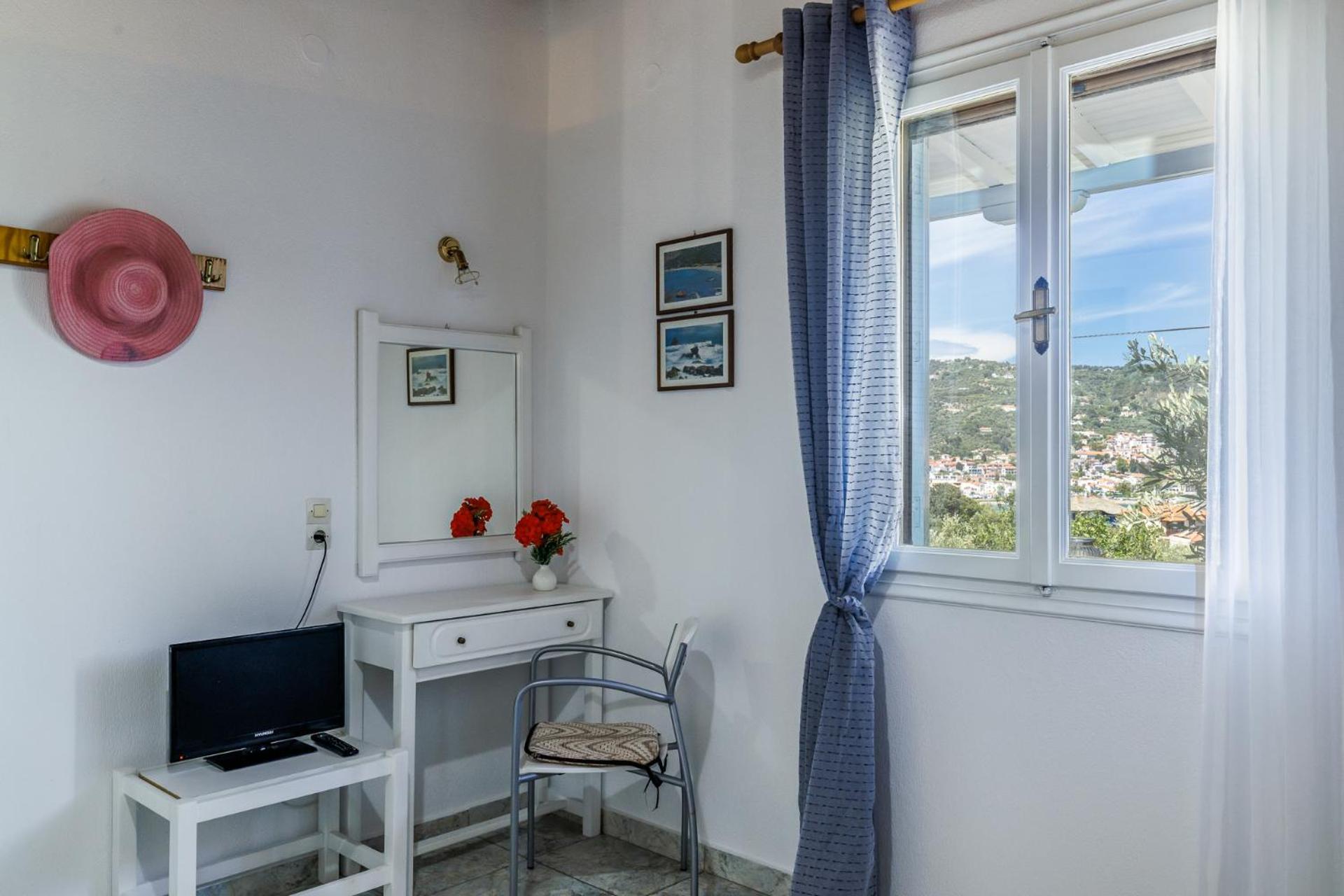 Anesis Apartment 2 Fireplace سكوبيلوس تاون المظهر الخارجي الصورة